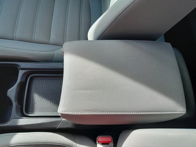 2018 Honda CR-V LX photo 23