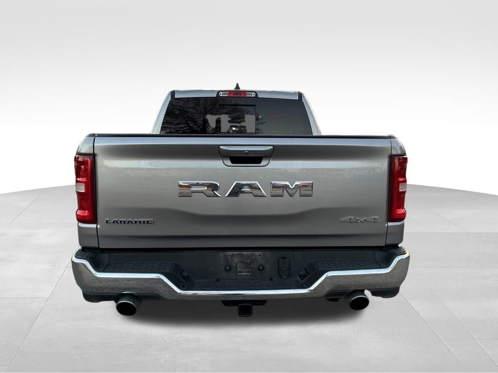 2025 Ram 1500 Laramie photo 4
