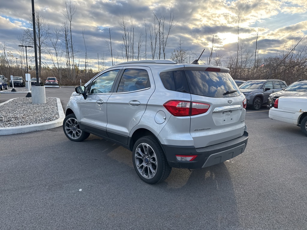 2022 Ford EcoSport Titanium photo 2