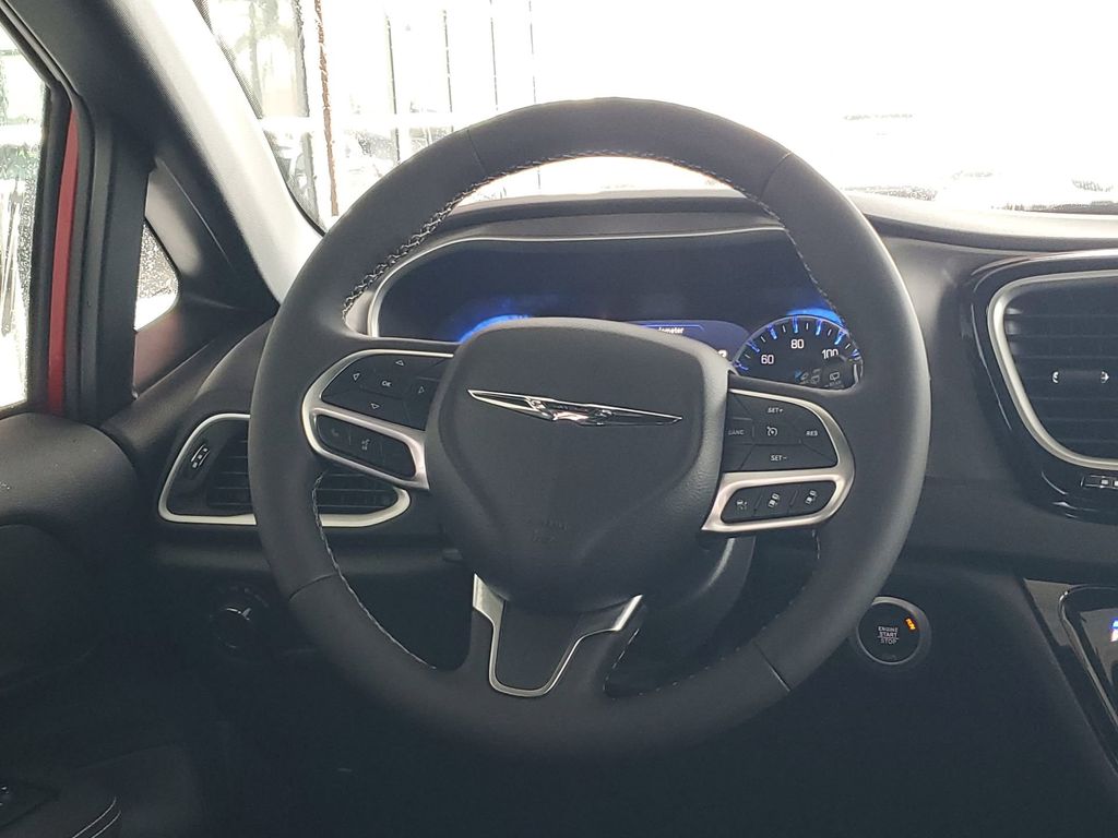2026 Chrysler Voyager LX photo 23