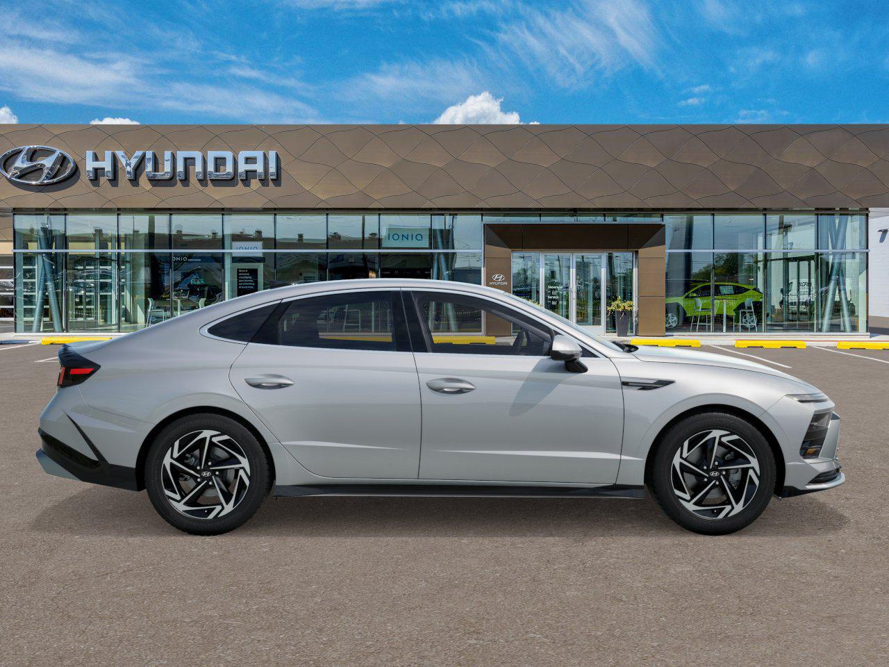 2026 Hyundai Sonata SEL Sport photo 5