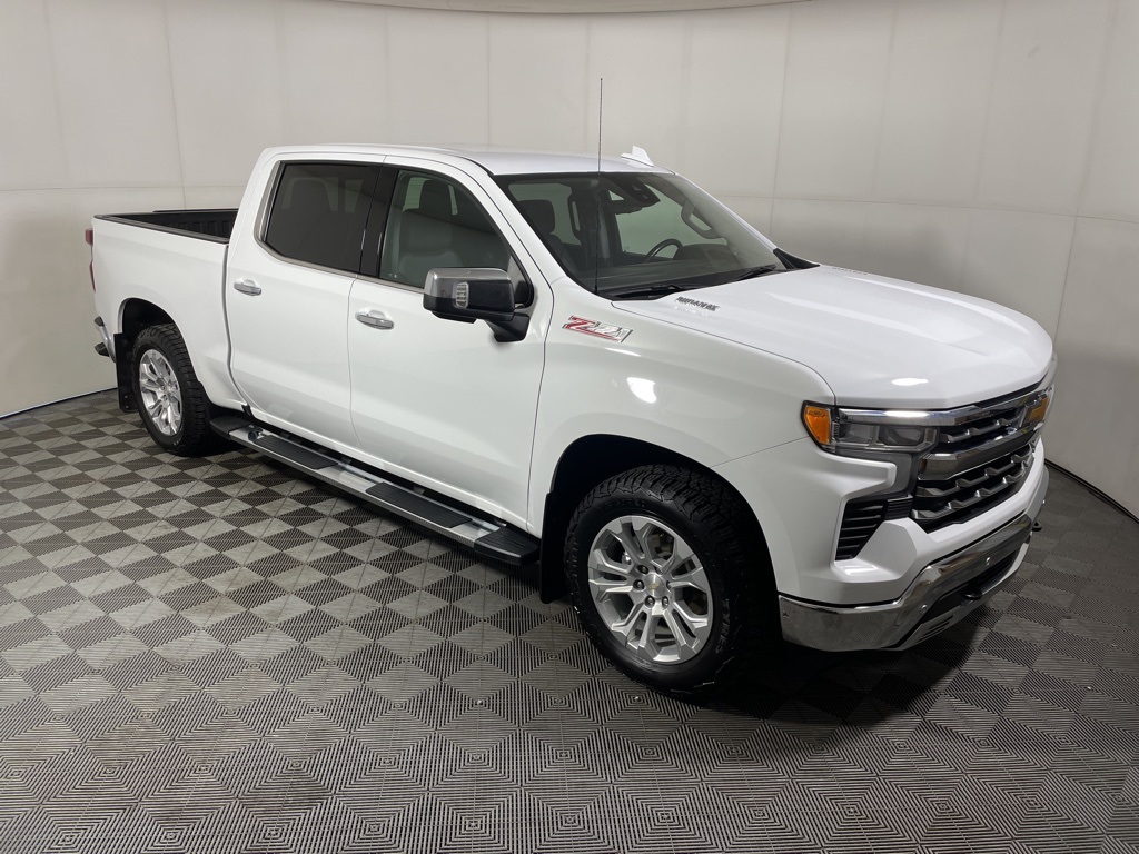 2024 Chevrolet Silverado 1500 LTZ's photo