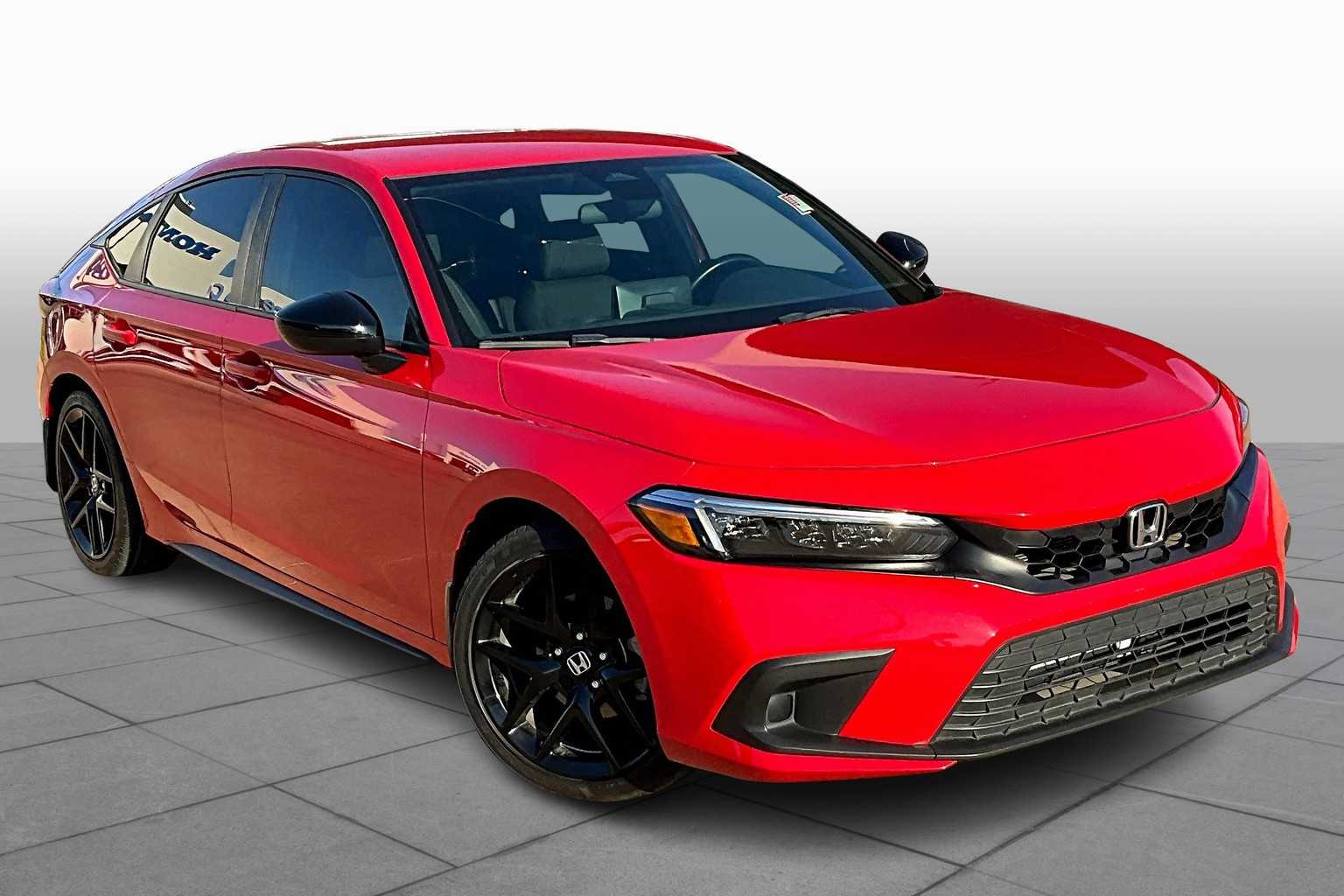 2024 Honda Civic Hatchback Sport photo 2