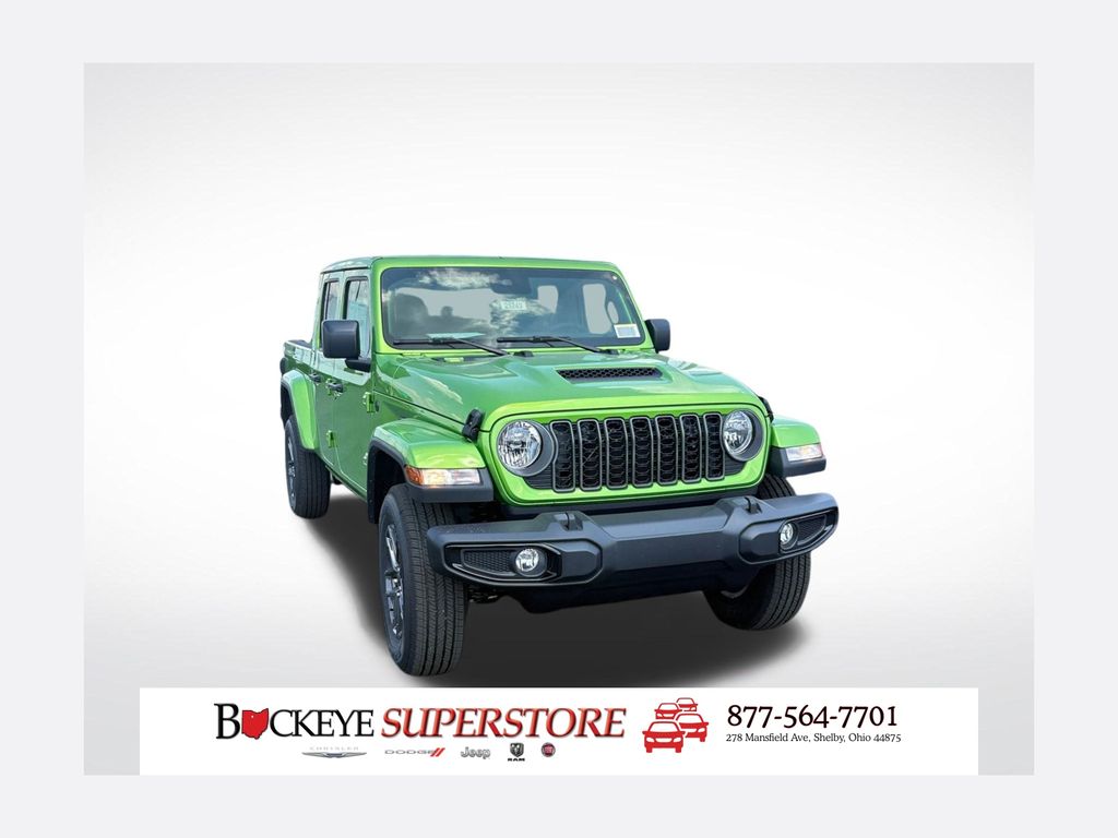 2025 Jeep Gladiator Sport S's photo