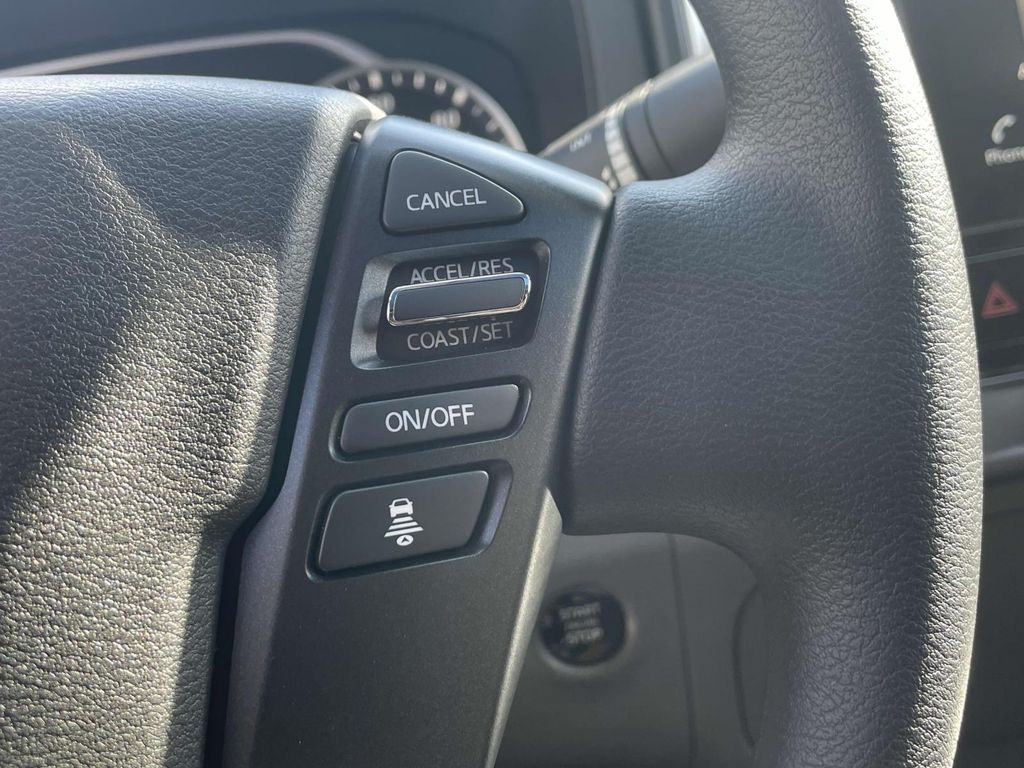 2026 Nissan Frontier Crew Cab SV photo 18