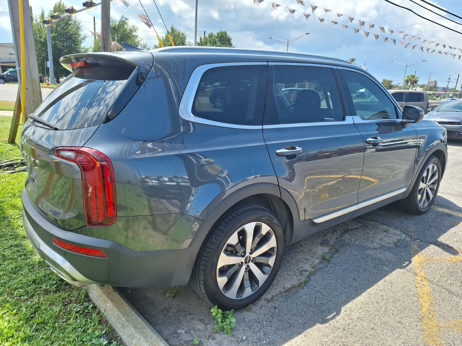 2022 Kia Telluride S photo 4