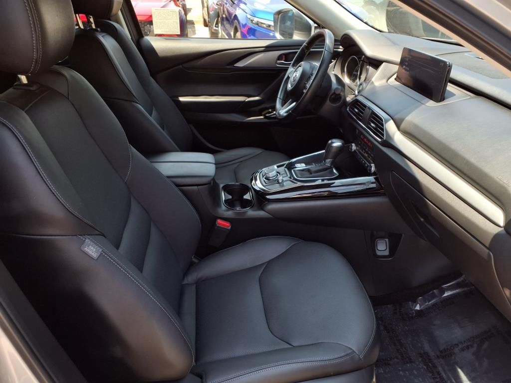 2023 Mazda CX-9 Touring photo 22