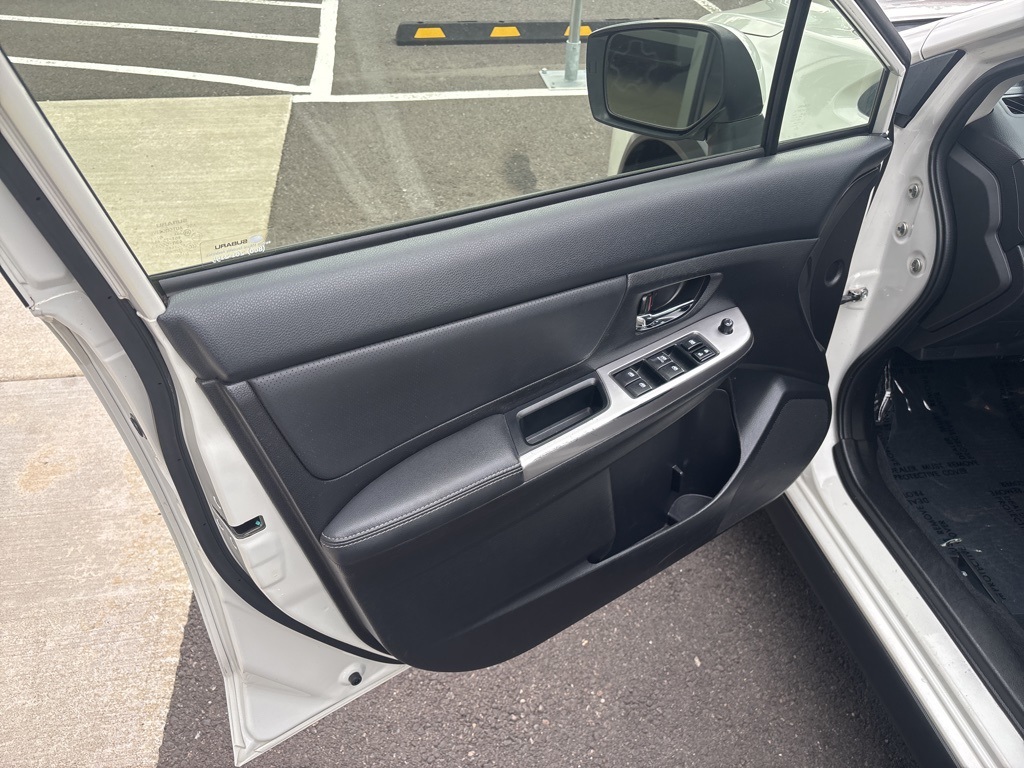 2015 Subaru Crosstrek 2.0i Limited photo 12