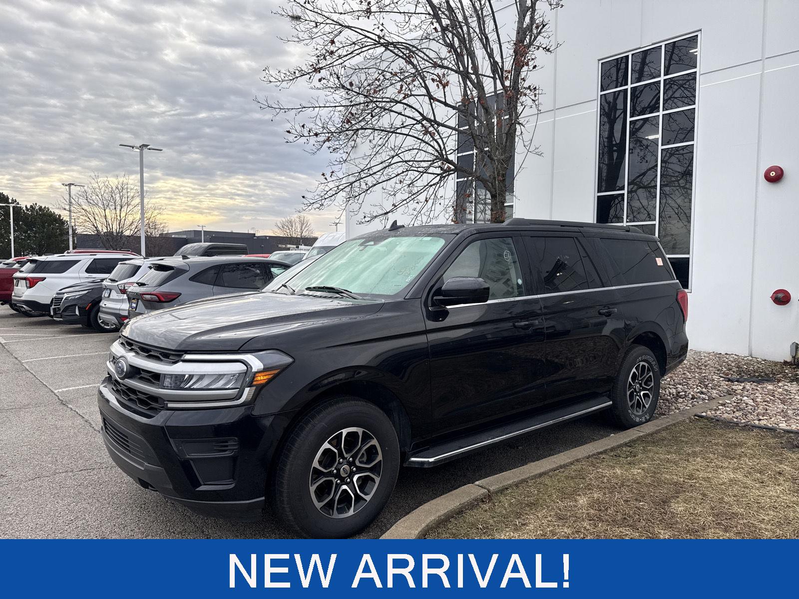 2023 Ford Expedition XLT's photo