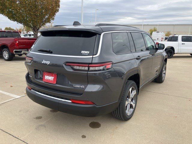 2025 Jeep Grand Cherokee Limited photo 4