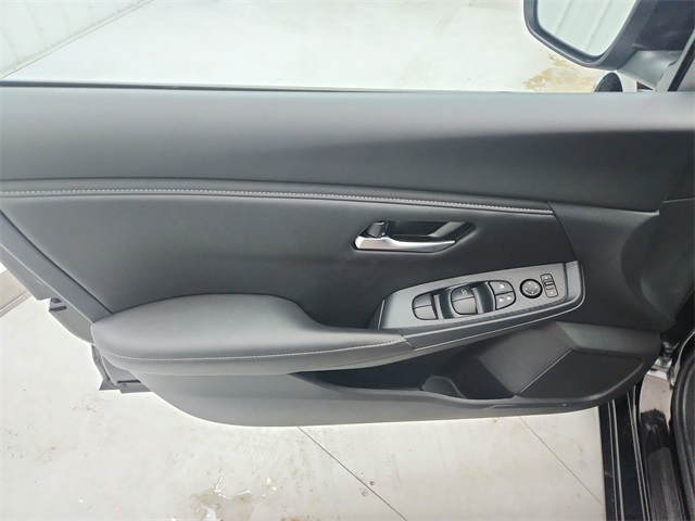 2025 Nissan Sentra SV photo 25