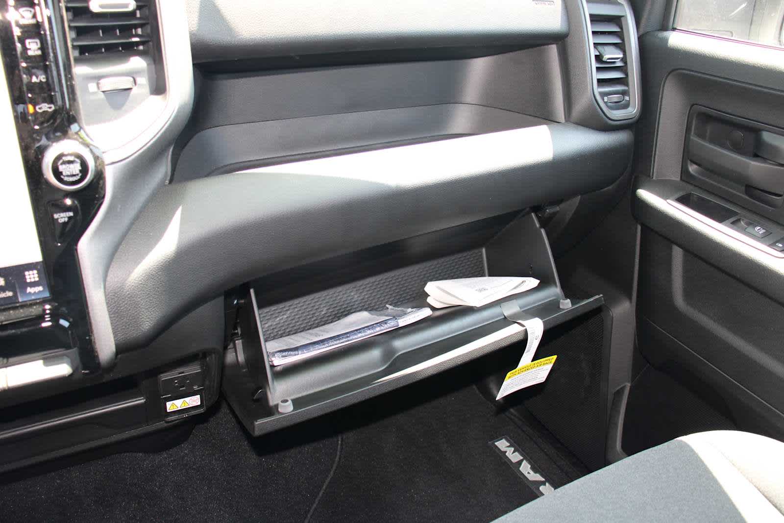 2024 Ram 2500 Tradesman photo 36