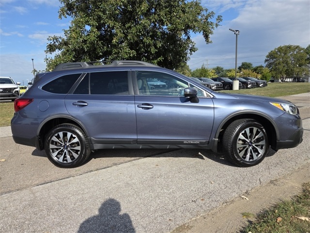 2016 Subaru Outback 2.5i photo 11