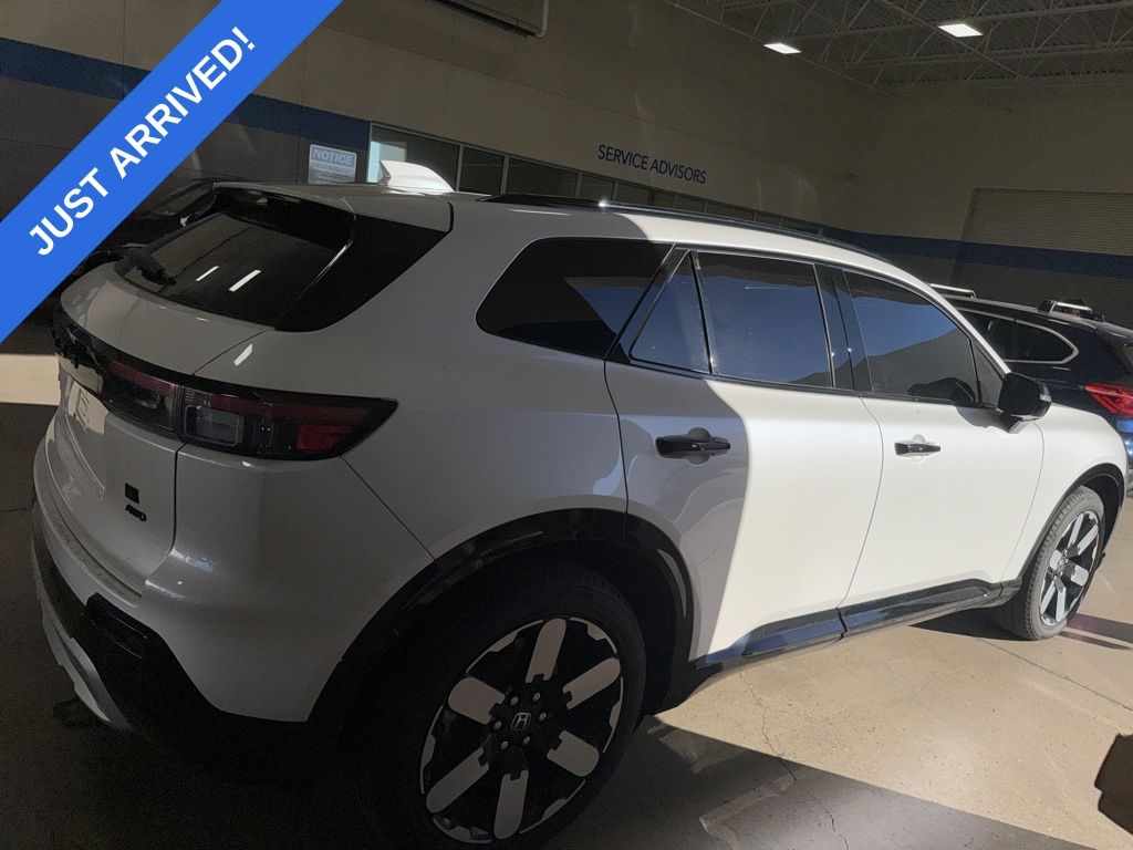 2024 Honda Prologue Elite Touring photo 2