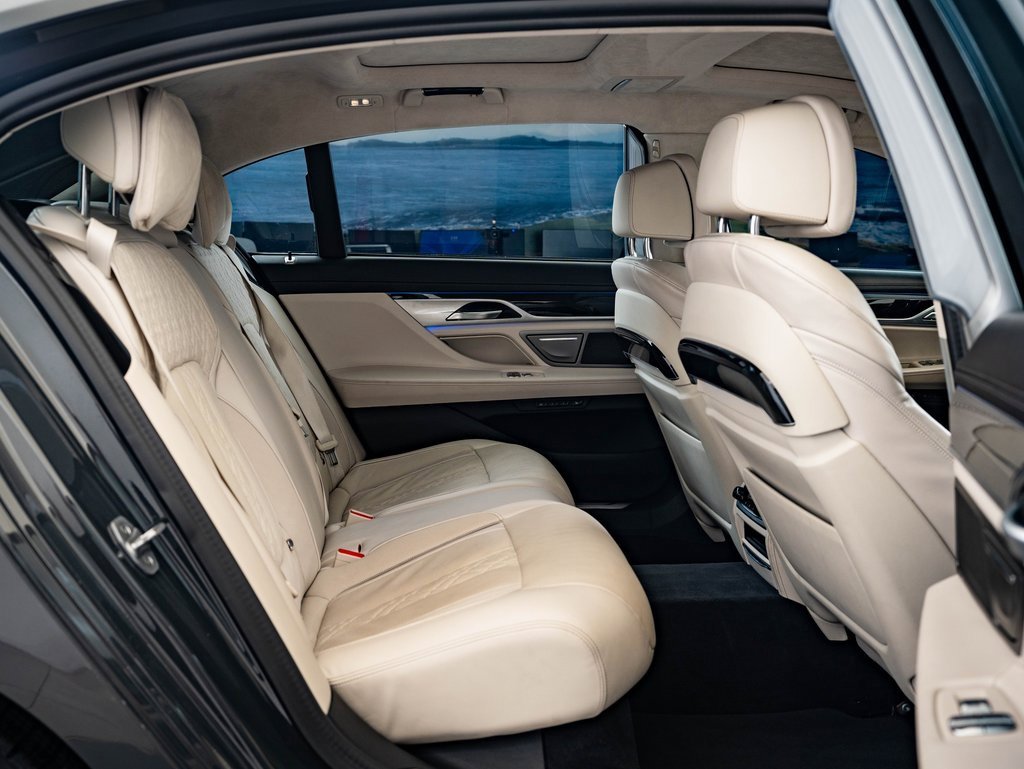 2022 Bmw M760Li photo 29