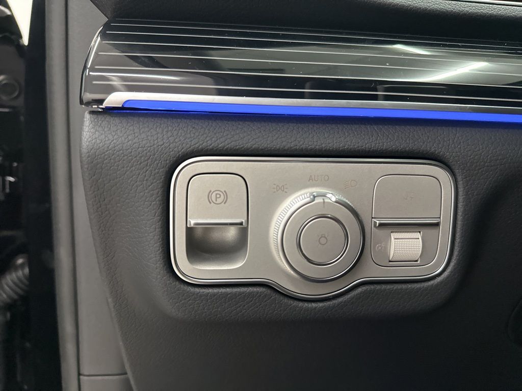 2026 Mercedes Benz GLE 450e 4MATIC photo 16