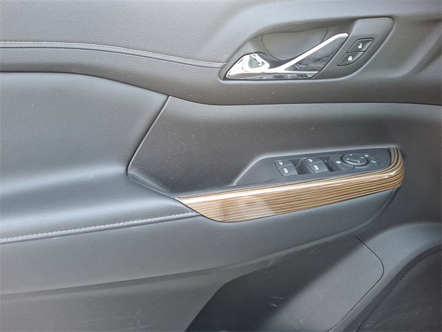 2022 Gmc Acadia SLE photo 12