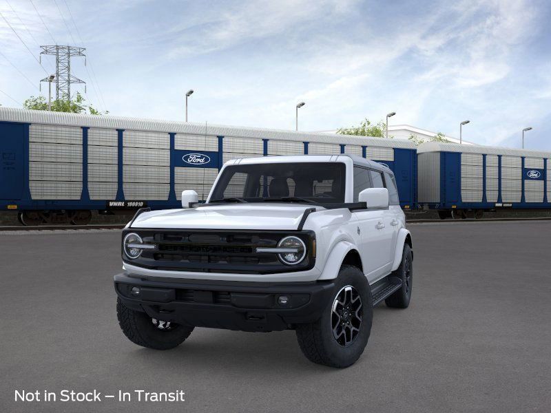2025 Ford Bronco Outer Banks photo 3