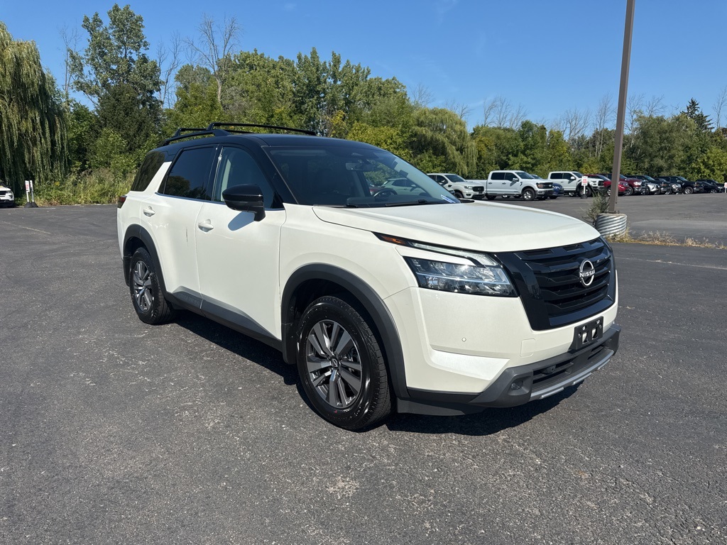 2023 Nissan Pathfinder SL photo 20