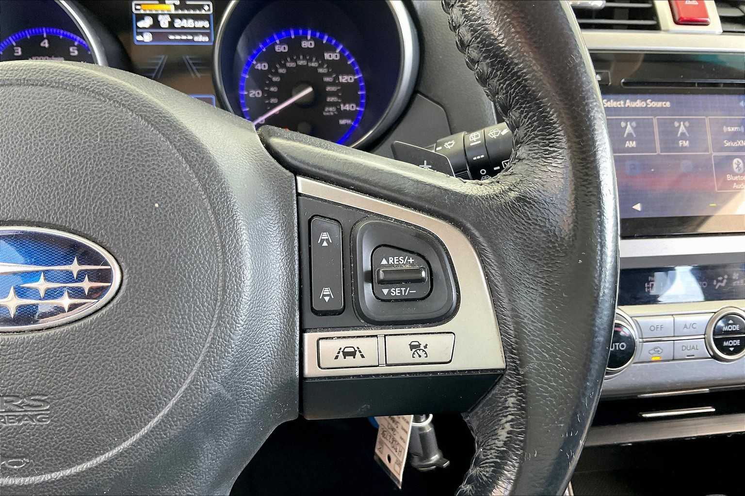 2017 Subaru Outback Premium photo 23