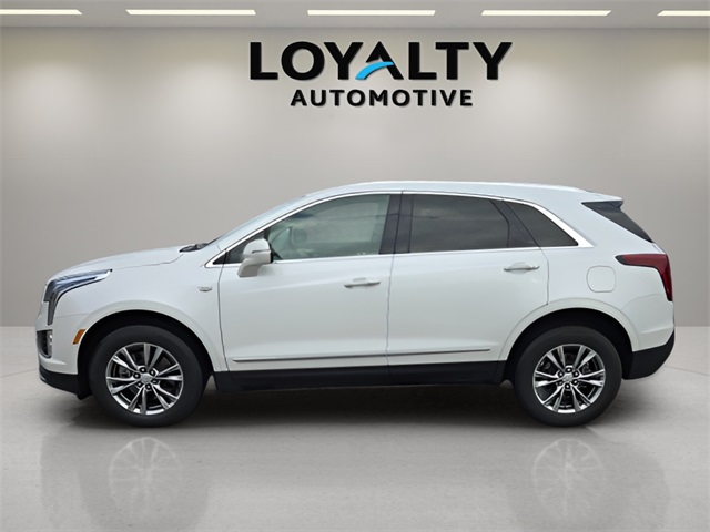 2021 Cadillac XT5 Premium Luxury photo 2