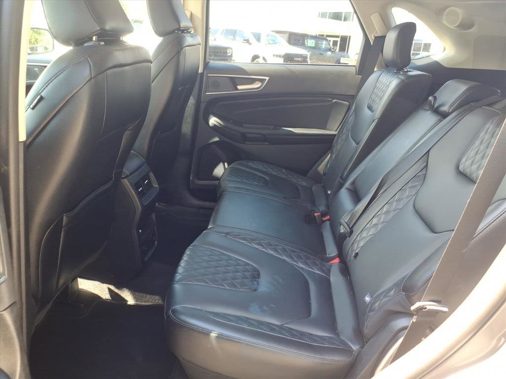 2024 Ford Edge Titanium photo 21