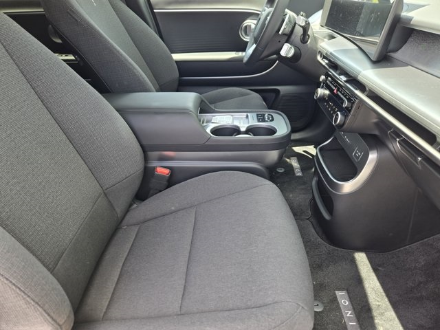2026 Hyundai Ioniq SE photo 6