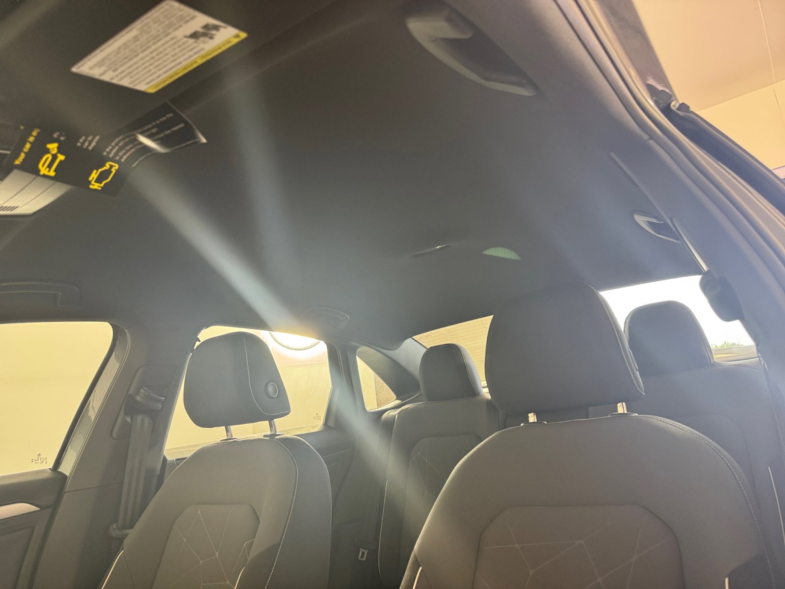 2025 Volkswagen Jetta Sport photo 2