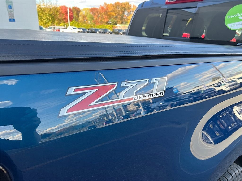 2019 Chevrolet Colorado Z71 photo 3