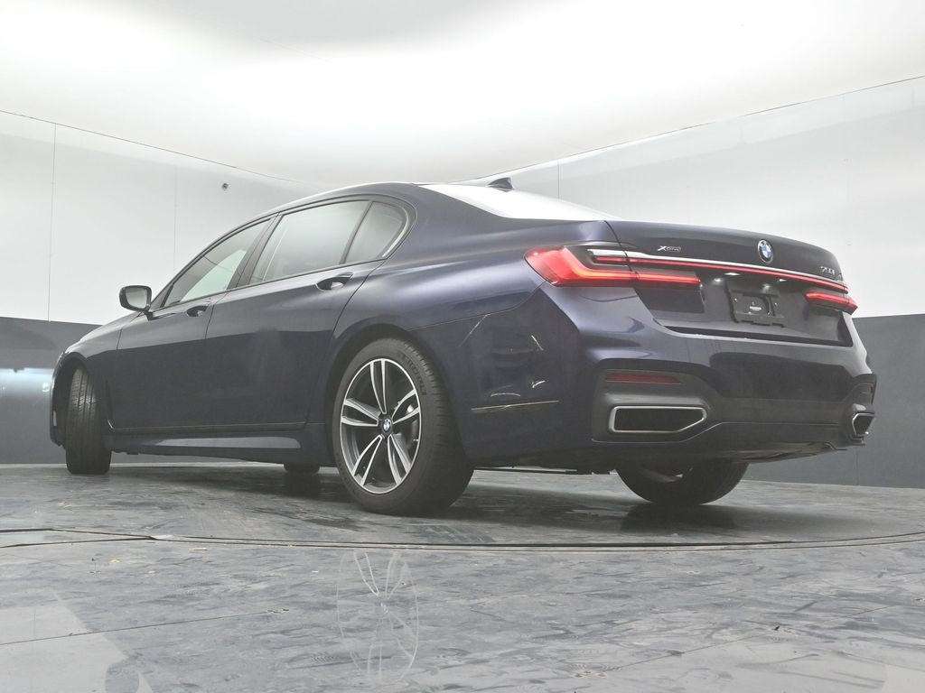 2022 BMW 750LI - Image 35
