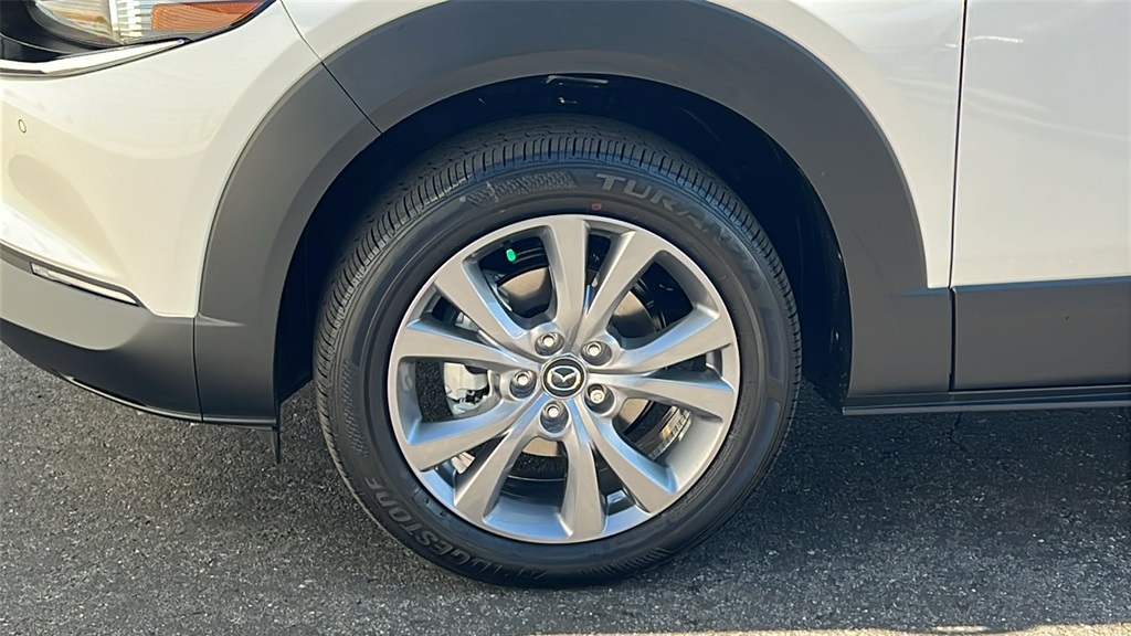 2026 Mazda CX-30 2.5 S Preferred photo 2