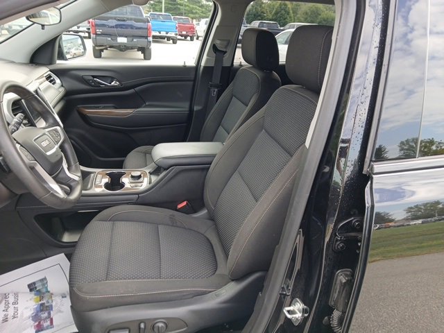 2023 Gmc Acadia SLE photo 18