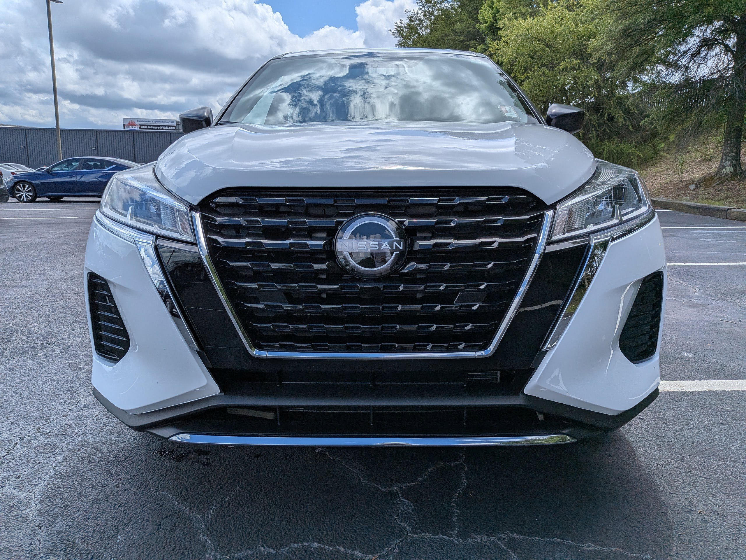 2025 Nissan Kicks Play S photo 5