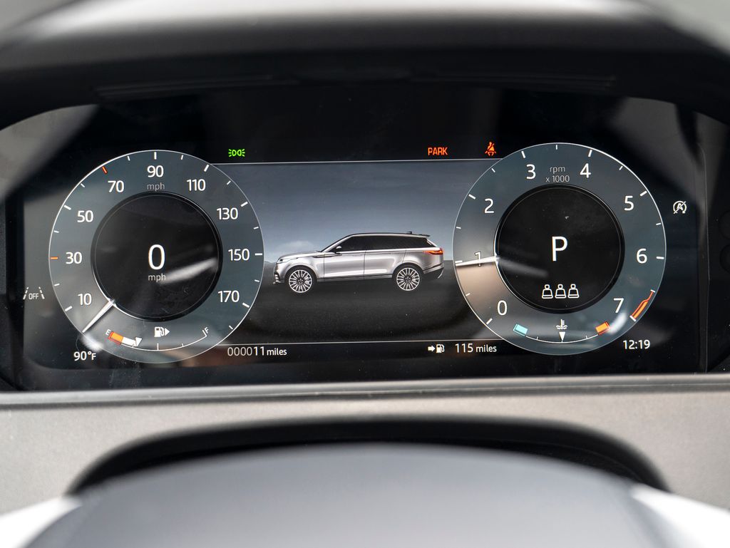 2026 Land Rover Range Rover Velar SE photo 13