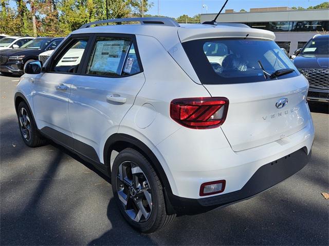 2026 Hyundai Venue SEL photo 3