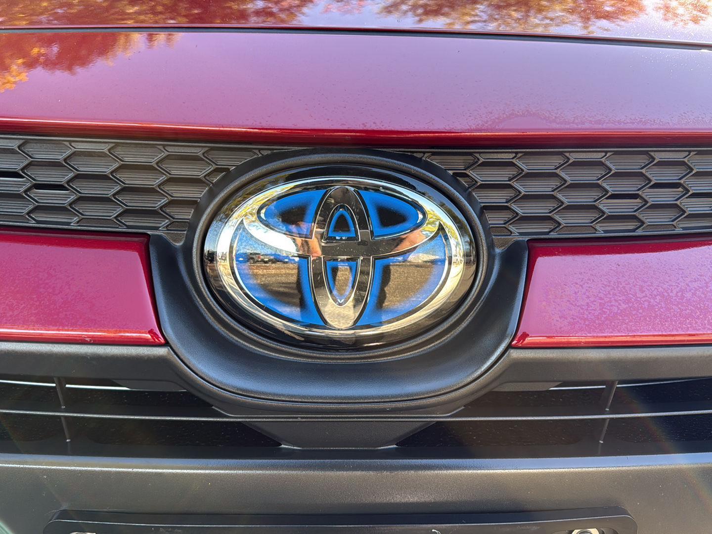 2024 Toyota Corolla Hybrid XLE photo 3