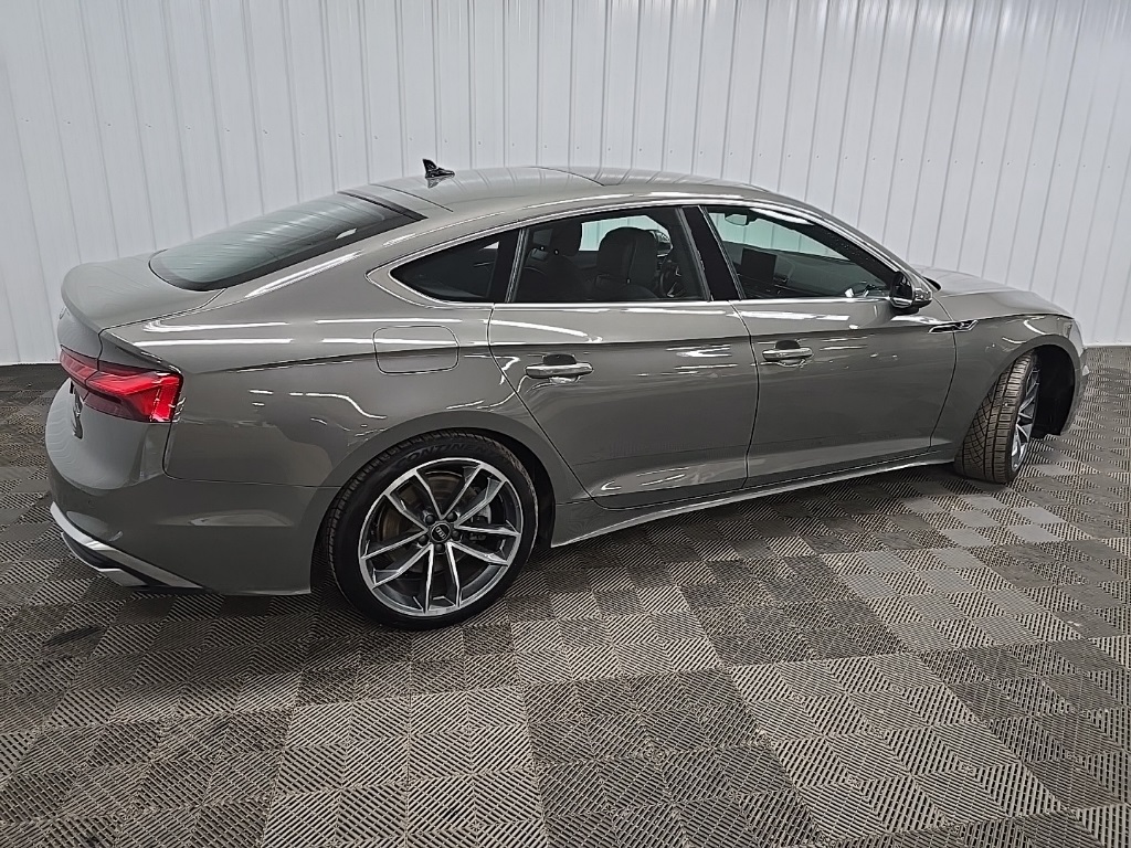 2024 Audi A5 45 S line Premium Quattro photo 3