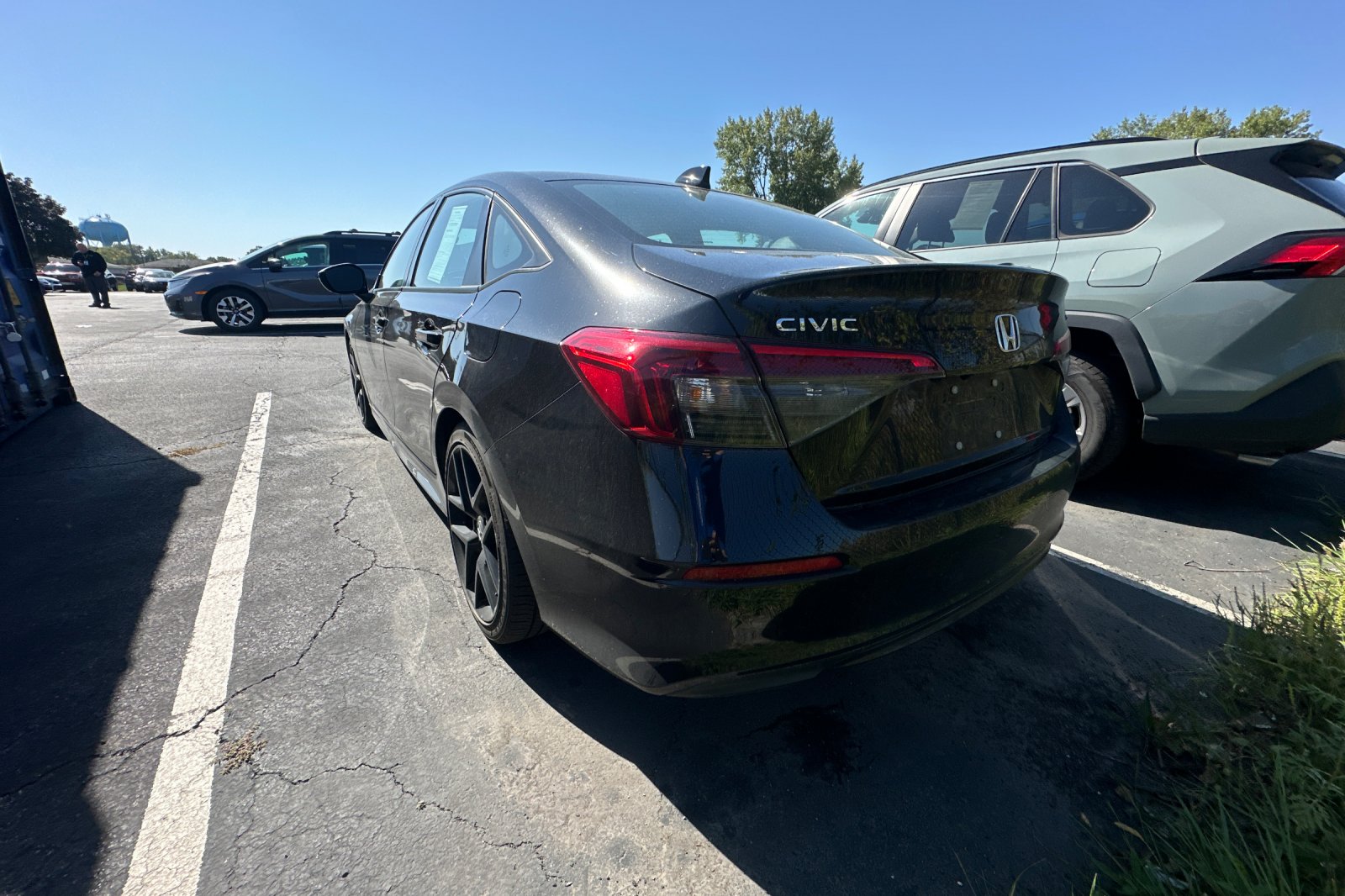 2022 Honda Civic Sport photo 2