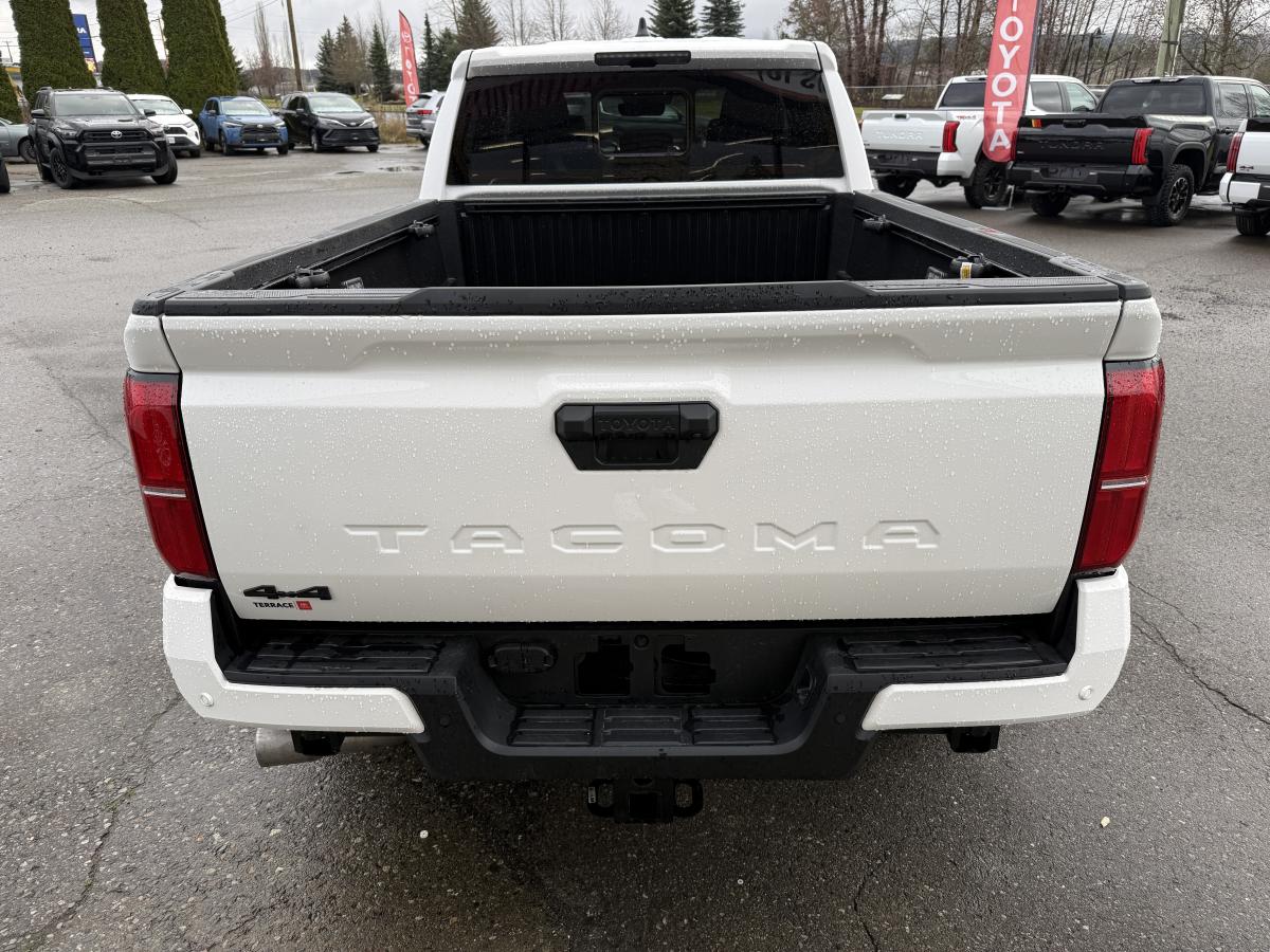 2025 Toyota Tacoma Base photo 4