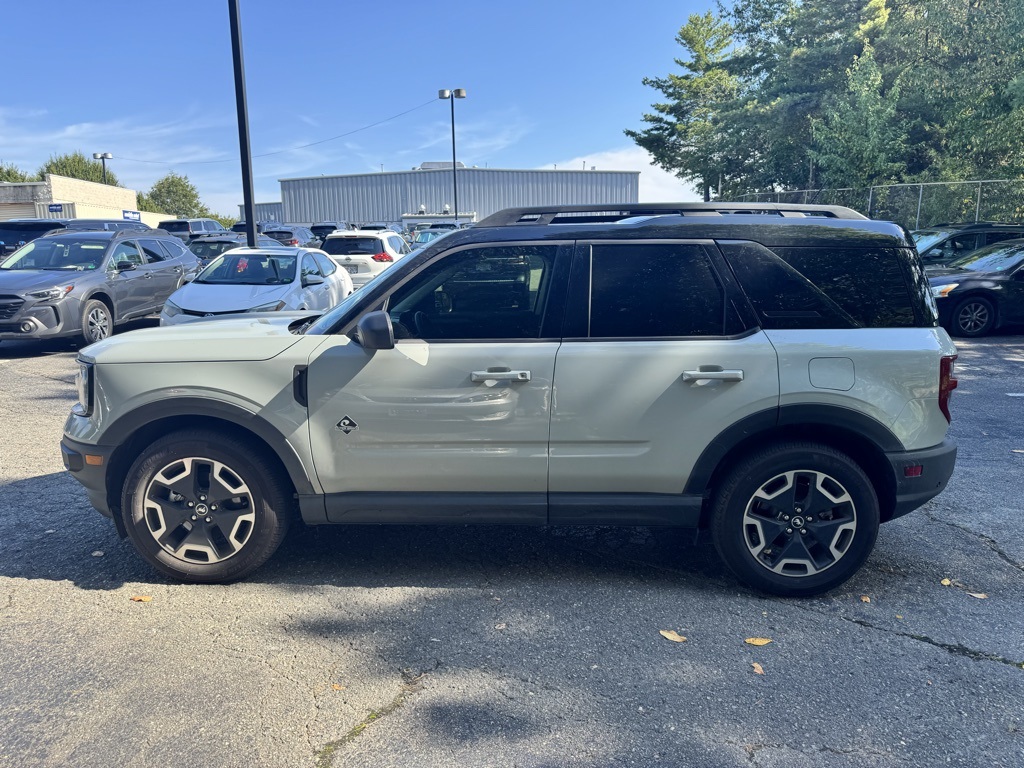 2023 Ford Bronco Sport Outer Banks photo 3