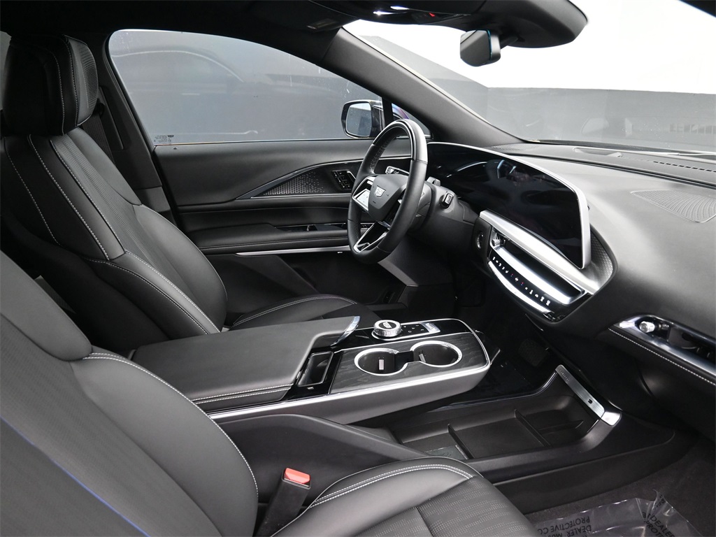 Used 2023 Cadillac LYRIQ Luxury with VIN 1GYKPPRL4PZ003445 for sale in Miami, FL