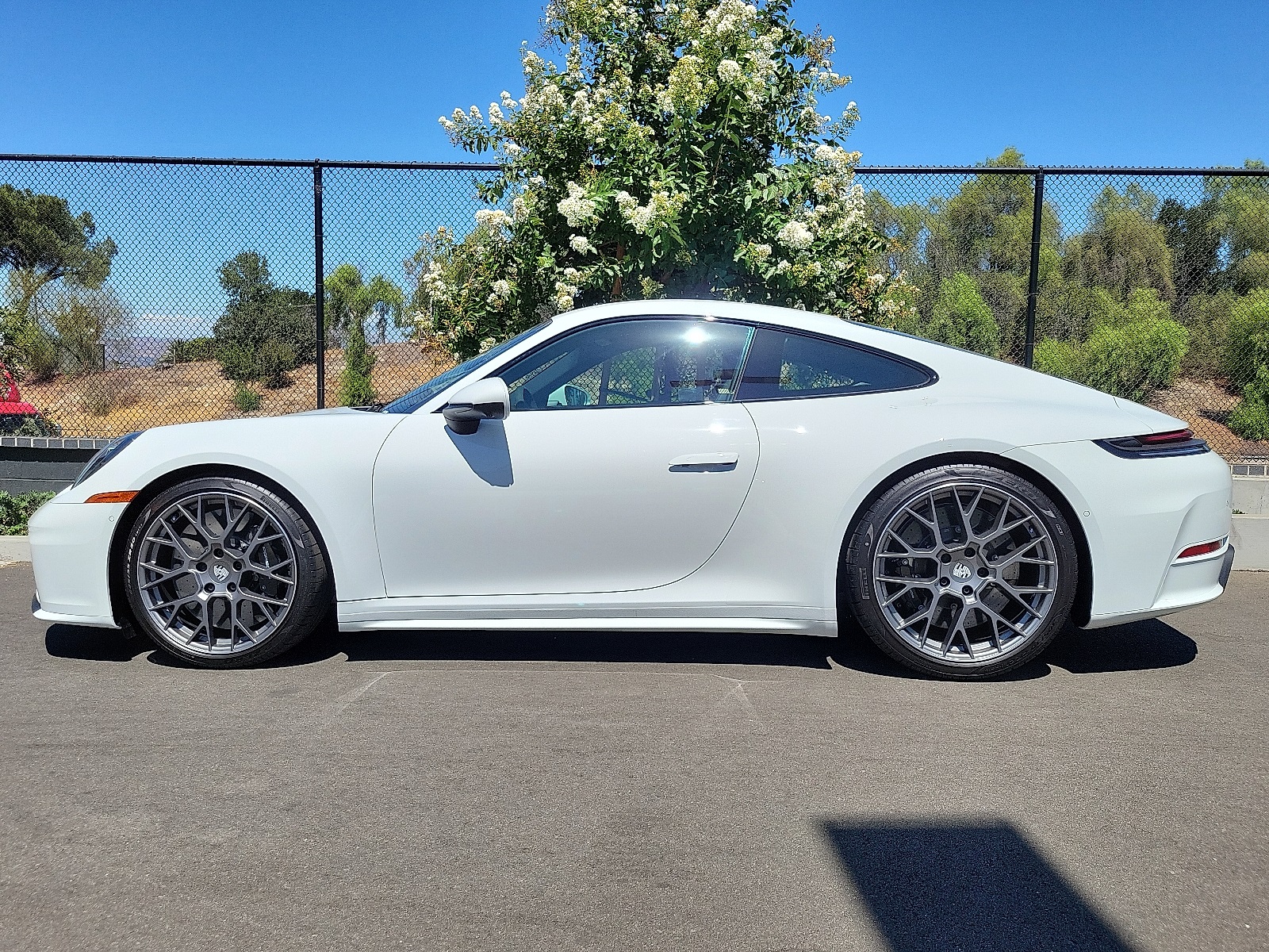 2025 Porsche 911 S photo 2