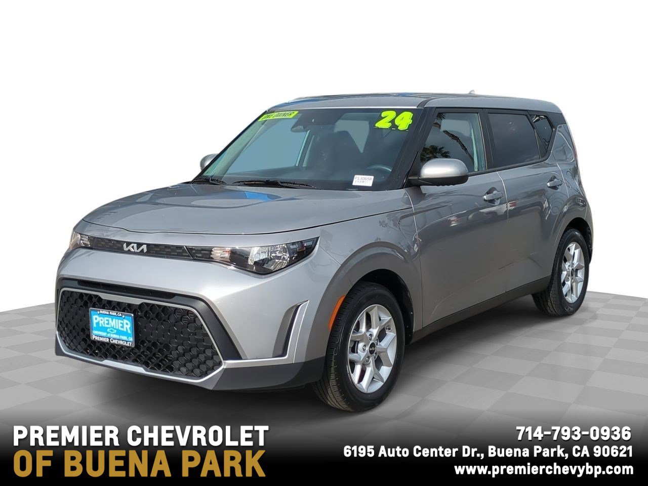 2024 Kia Soul LX's photo