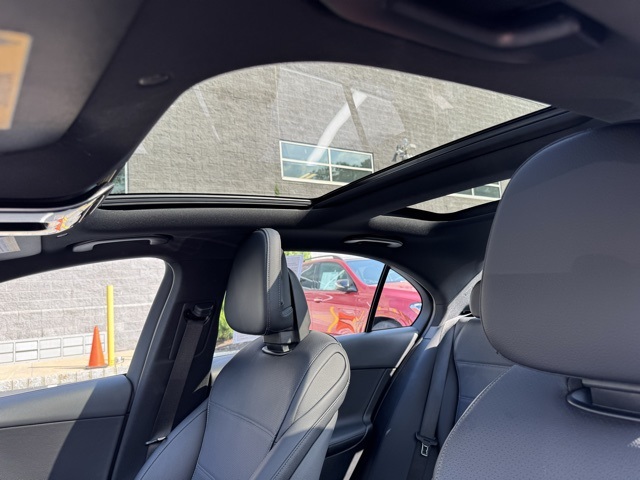 2025 Mercedes Benz C 300 4MATIC photo 22