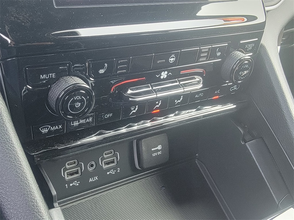 2025 Jeep Grand Cherokee Laredo Altitude X photo 14