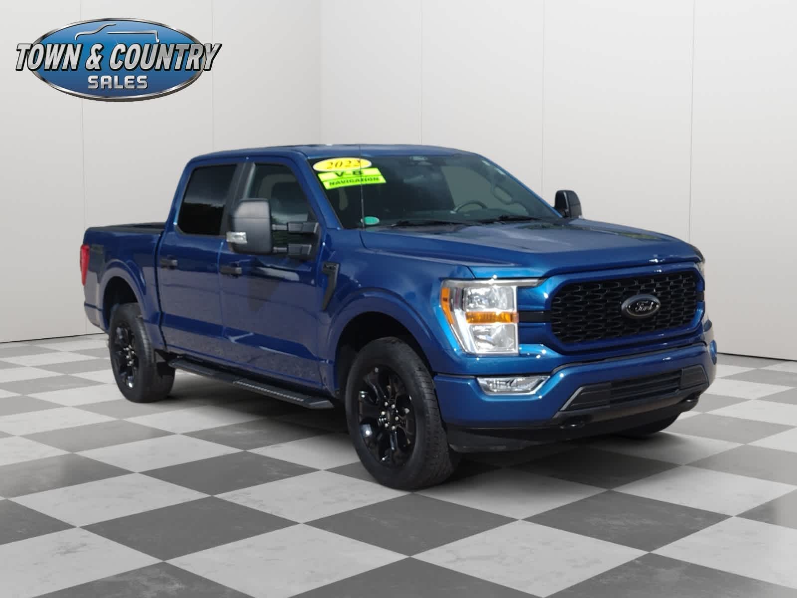 2022 Ford F-150 XL's photo