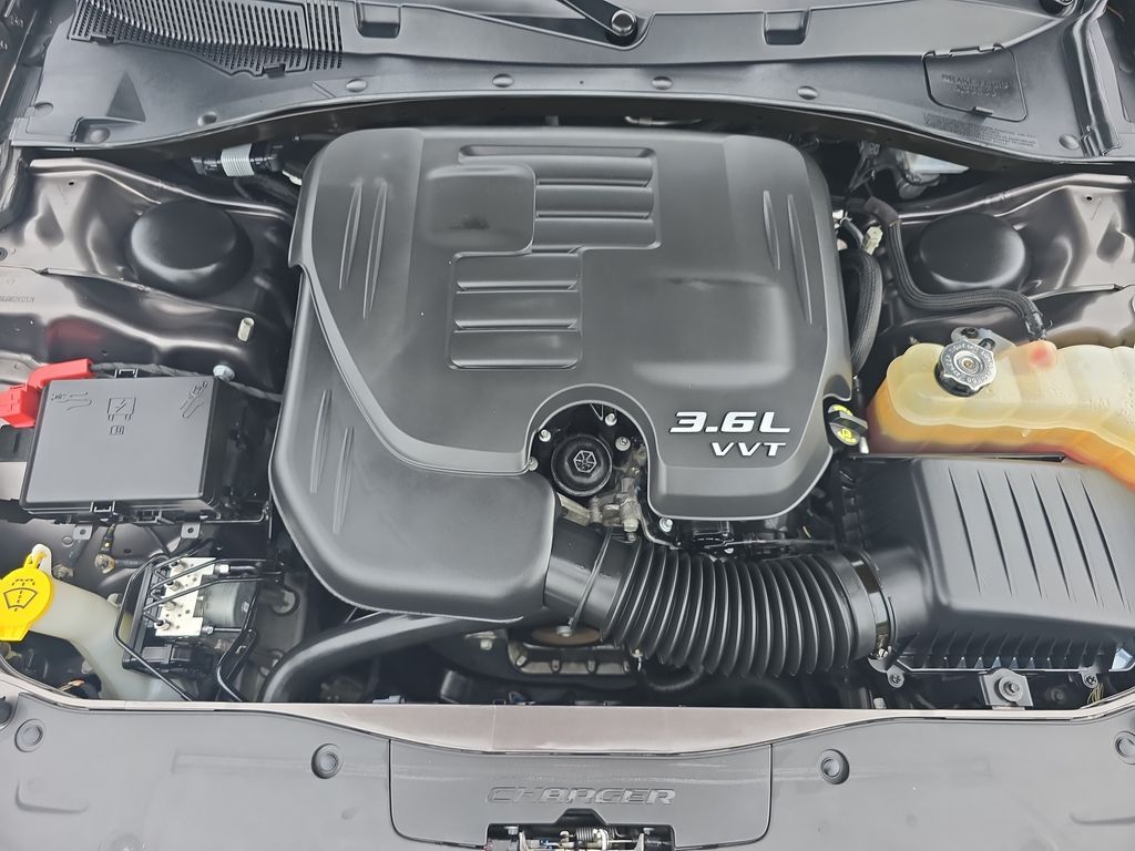 2022 Dodge Charger SXT photo 28