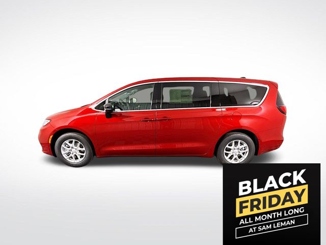 2026 Chrysler Pacifica photo 4