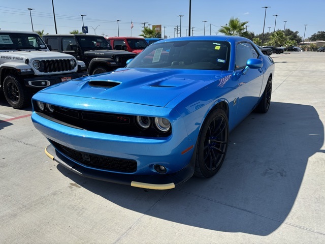 2023 Dodge Challenger R/T Scat Pack photo 3