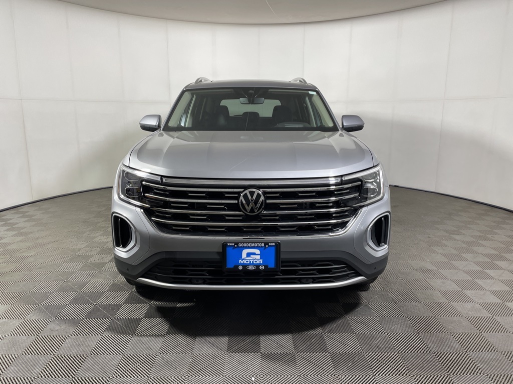 2025 Volkswagen Atlas SE Technology photo 3